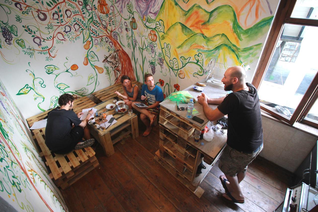 Sheni Hostel Tbilisi Exterior foto