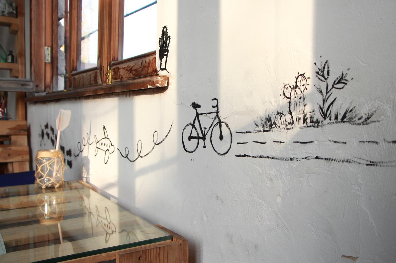 Sheni Hostel Tbilisi Exterior foto